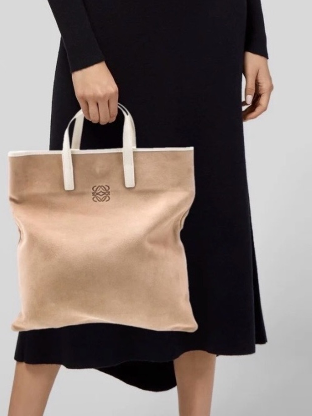 authentic stunning   LOEWE Suede Tote Bag  – Dust Bag Included